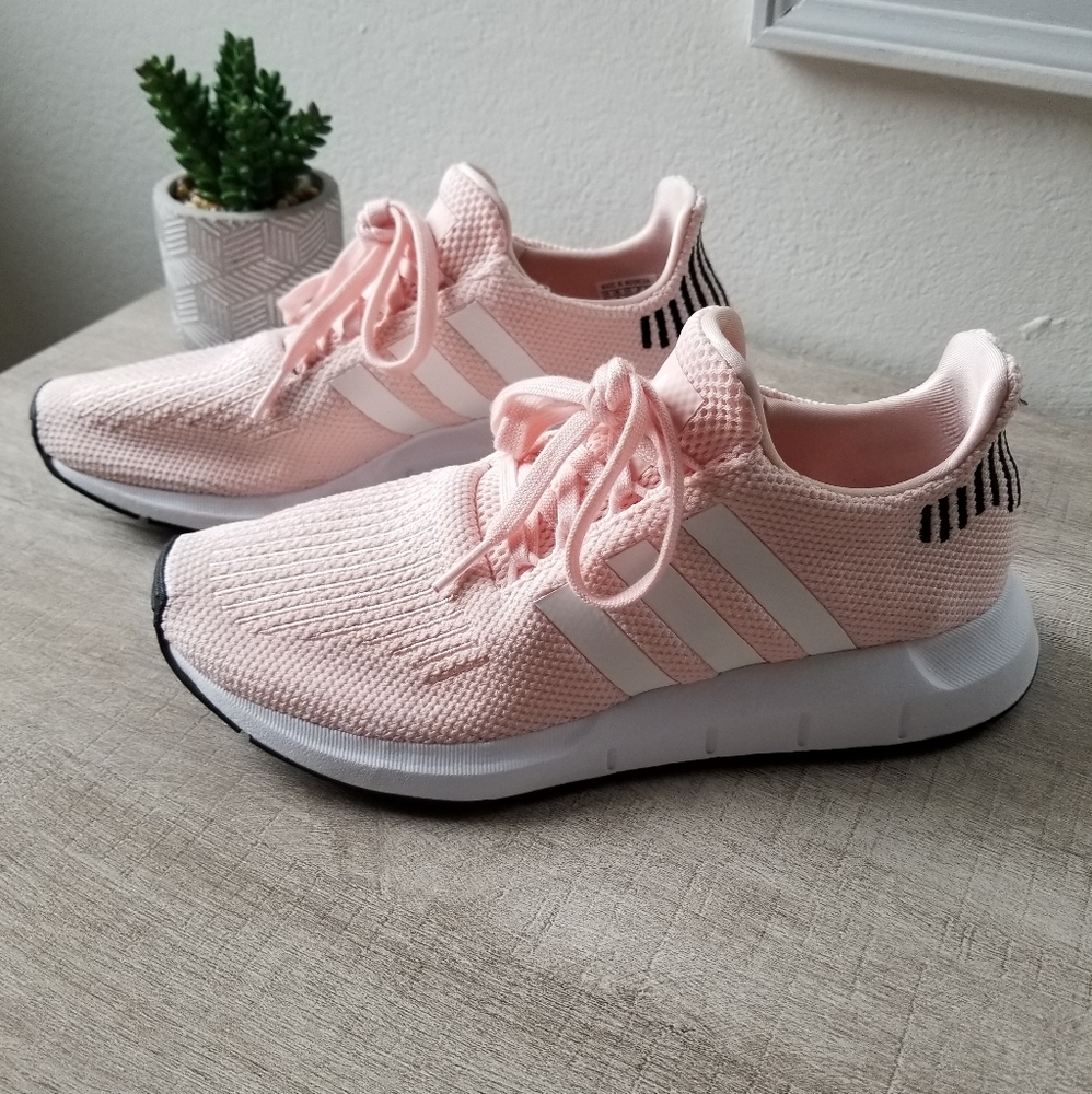 Adidas Swift Running Shoes 7.5
